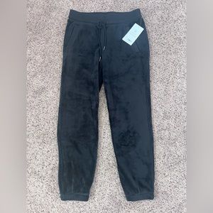 Athleta Cozy Karma Joggers NWT
